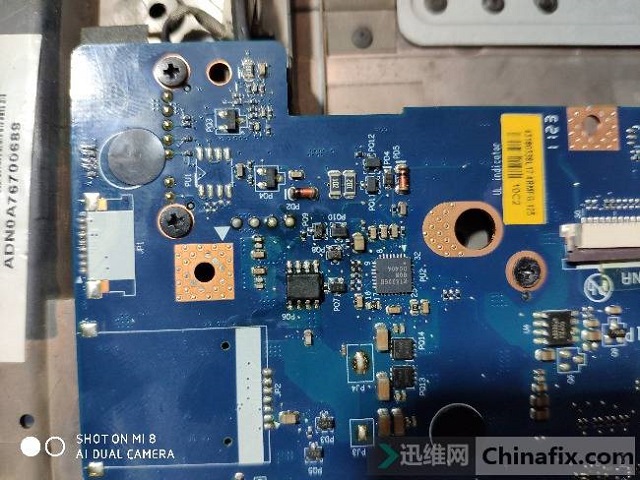 联想Z460笔记本按开机键无反应维修