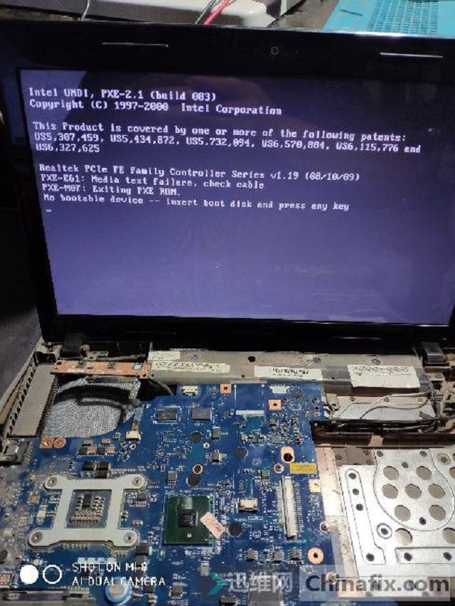 联想Z460笔记本按开机键无反应维修